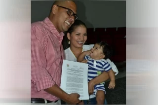 Familias araucanas recibieron titulación de tierras y subsidio para construcción sitio propio.
